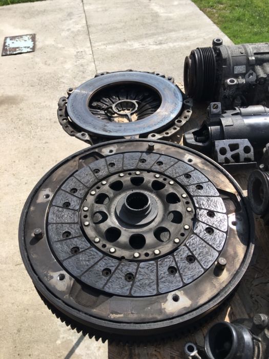 Vând volanta, alternator, compresor clima, Electromotor, pompe bmw n47