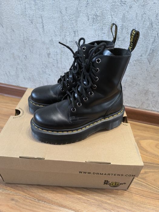 Продам ботинки Dr. Martens, б/у, размер 35, 40000