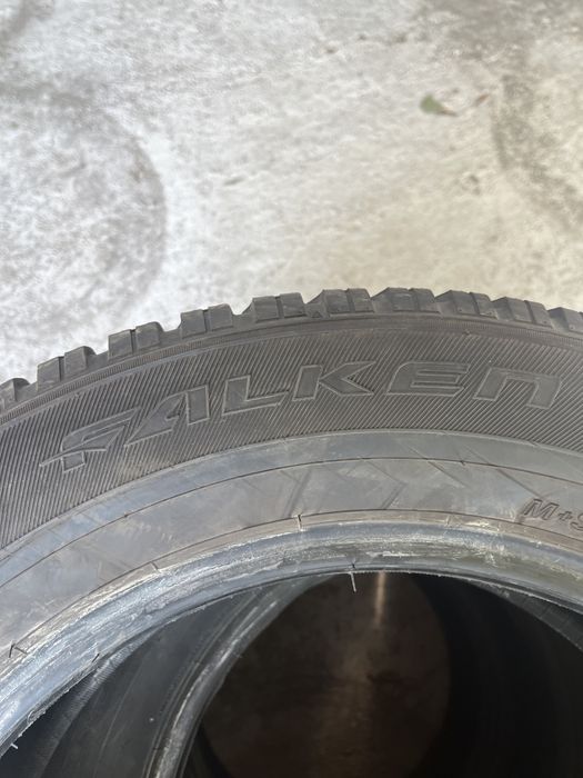 Зимни гуми 235/60/18