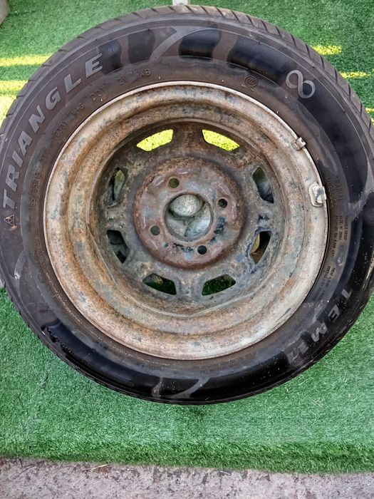 Продам колесо 13 диаметра с диском