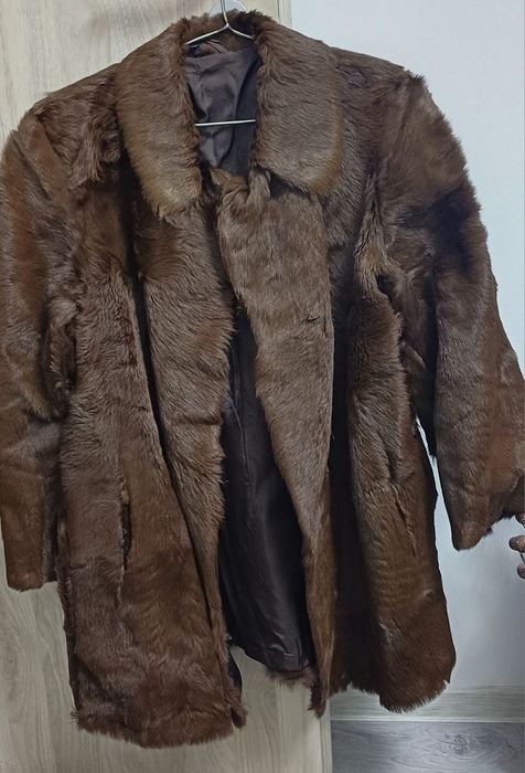 Haine blana în stare buna și foarte buna