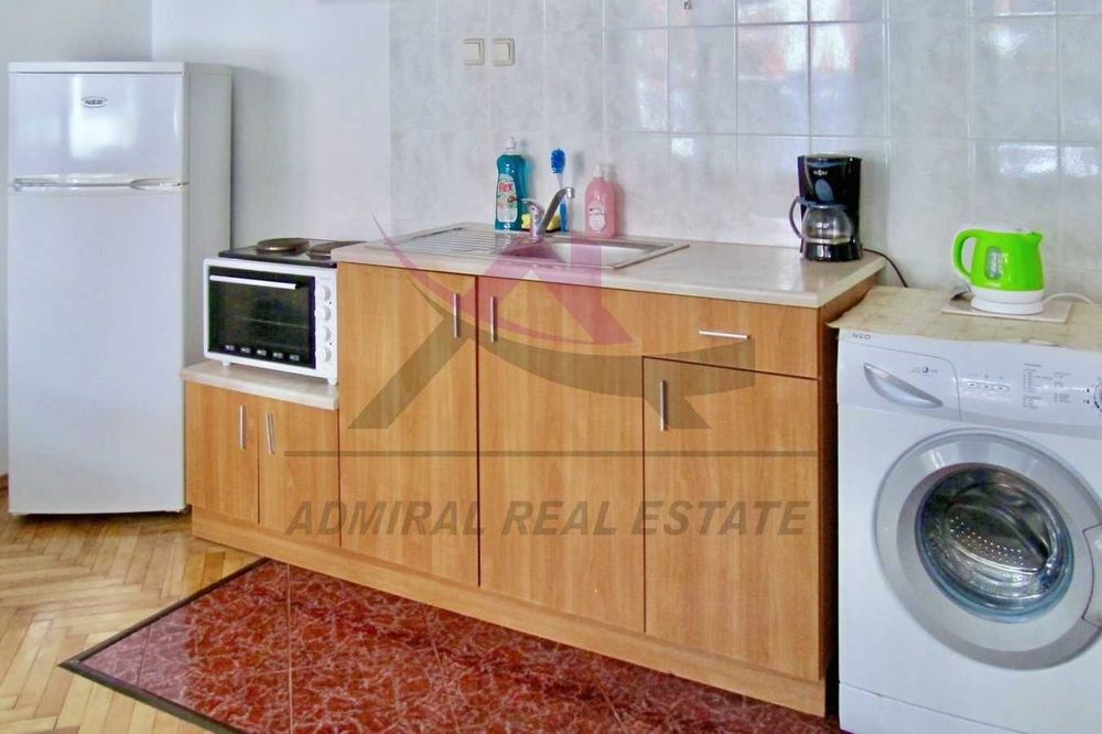 Дава се под наем Двустаен апартамент в Варна, Център - 62 кв.м за 425 € - Снимка #1