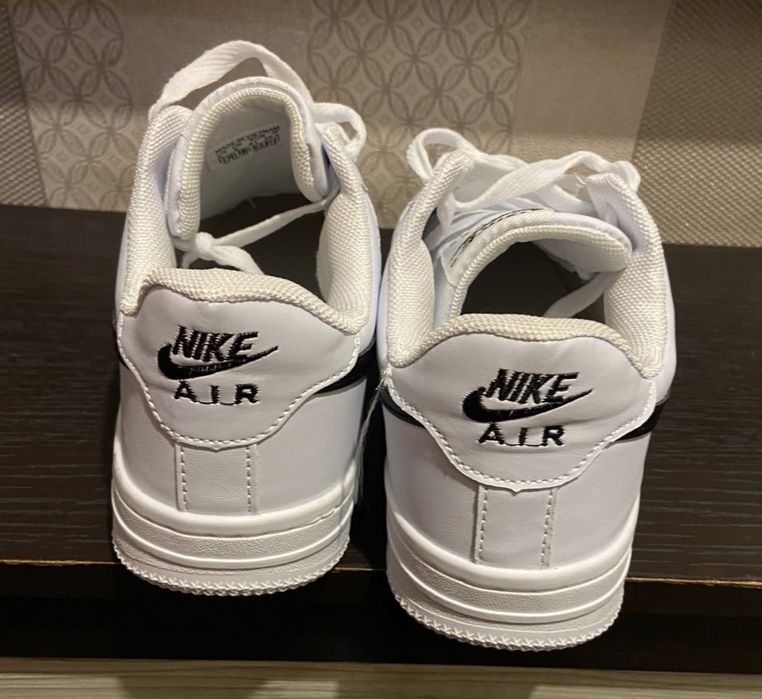 Кроссовка Nike новый