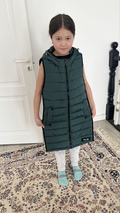 Продам осень весна 42-44