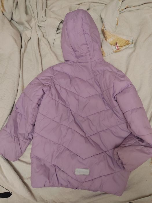 Детская куртка продаётся