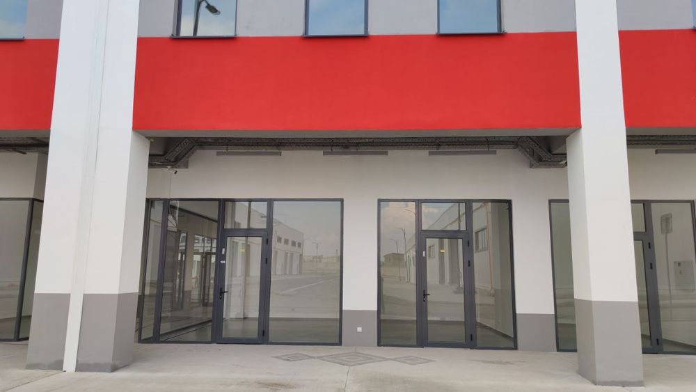 Index bozorida do'kon sotiladi 1-qavat 1м²- 900 y,e,