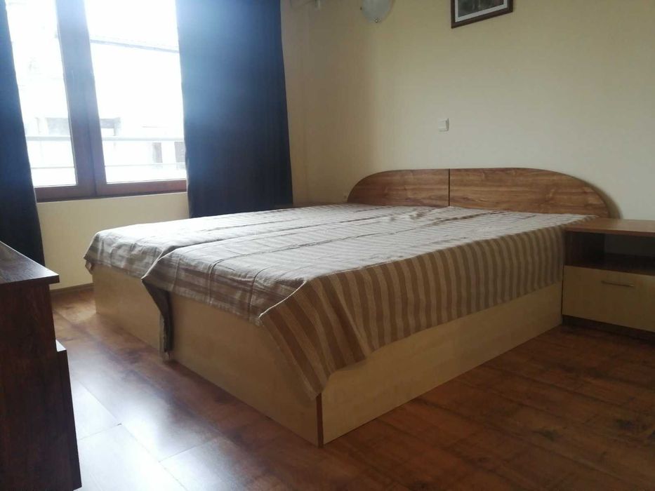 Ново тристайно жилище във Възраждане!