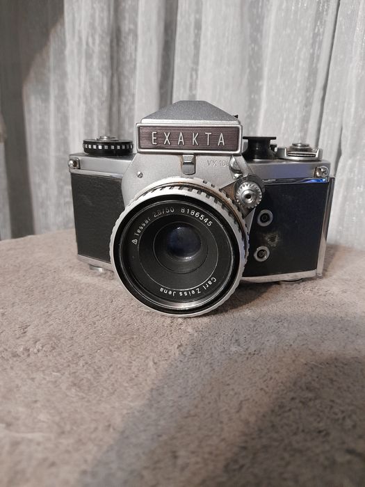 Фотоапарат EXAKTA