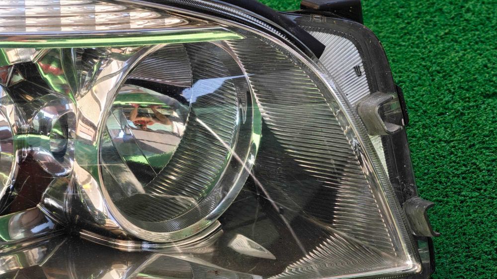 Фар за Toyota Rav4 / Тойота Рав4