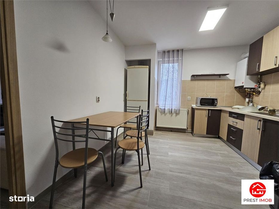 Apartament cu doua camere de inchiriat in zona 7 noiembrie