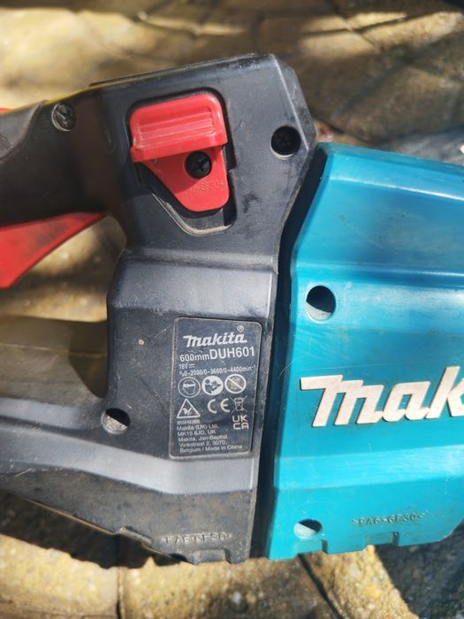 Foarfeca gard viu Makita 18v