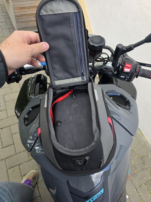 Geanta moto rezervor SW-MOTECH 
Geanta rezervor PRO Micro
Geanta rezervor PRO Micro
Geanta rezervor PRO Micro SW-Motech