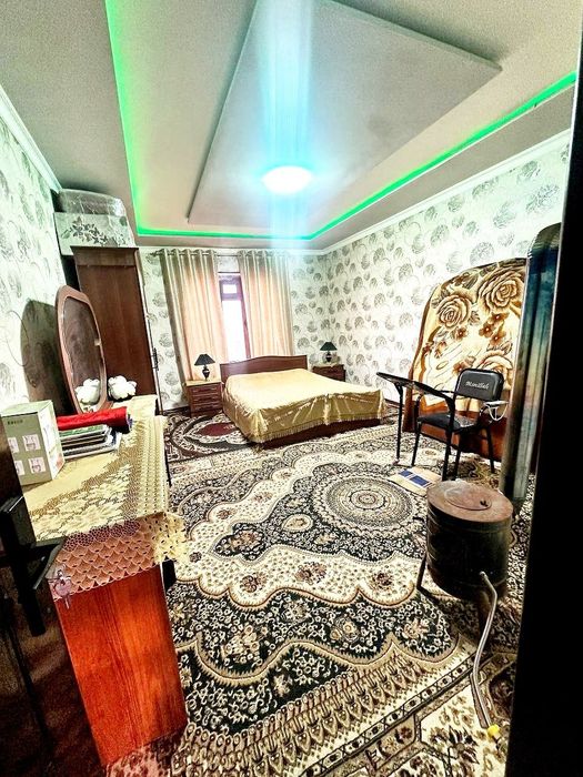 Кукон Шахар  бабушкин худудида уй сотилади