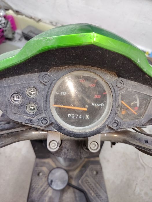 Продам или обмен мопед бумер