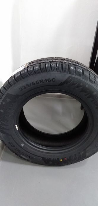 235/65/16с SYRON EVEREST C2
