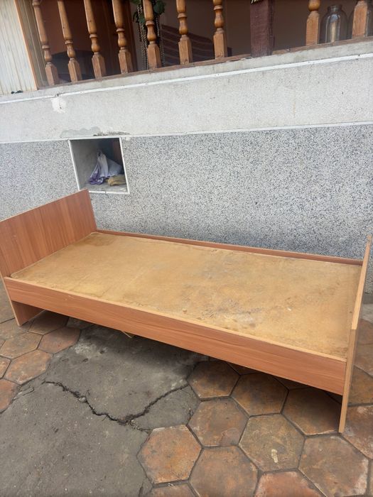 Kravatlar sotiladi. Holati yaxshi