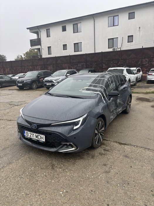 Toyota Corolla avariat 2026