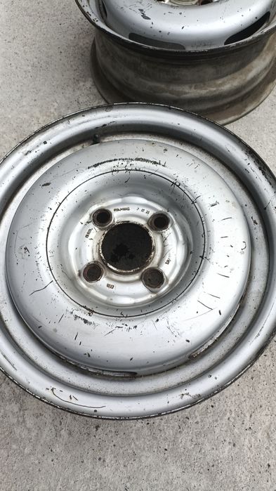 Продаются колёсные диски от гольф 2