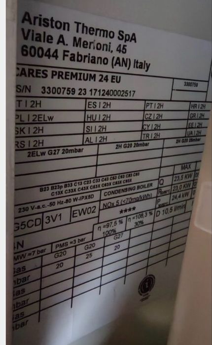 Centrală termică Ariston Cares Premium 24 KW