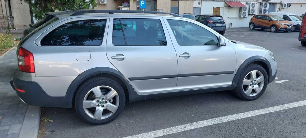 Skoda Octavia Scout 4×4 - an 2010, 6950 eur.