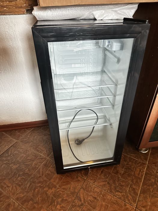 Продаются холодильники