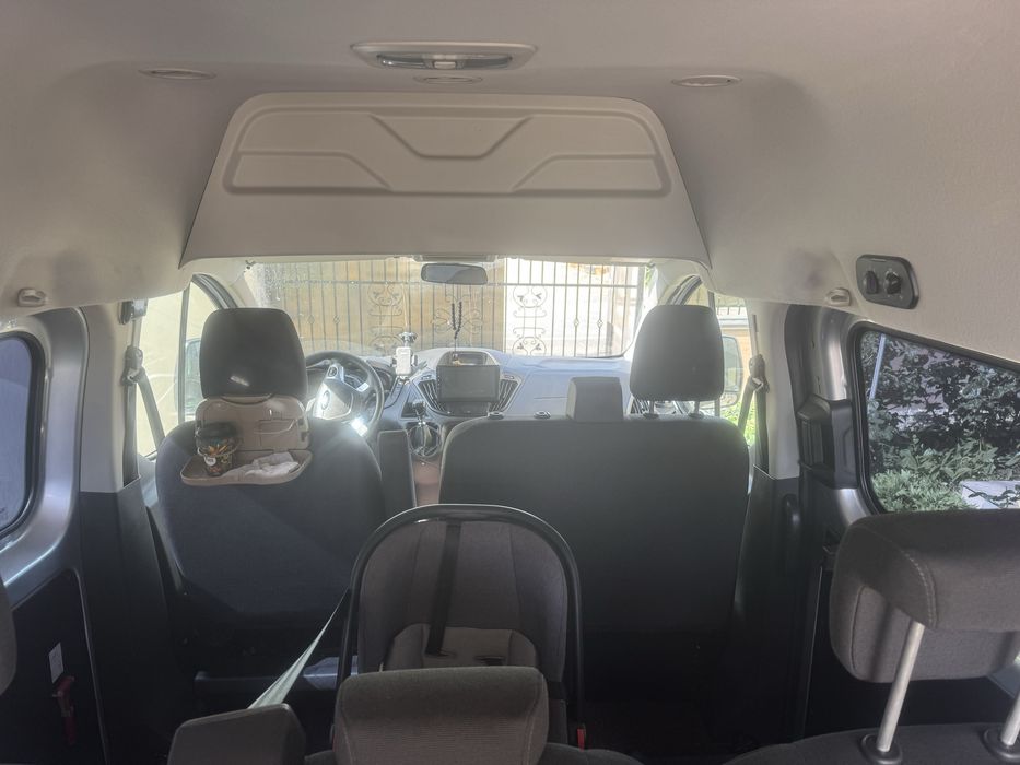 Ford transit costom L2H2 8+1