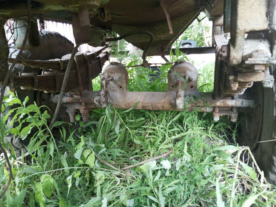 Продам ось полуприцепа ЗИЛ