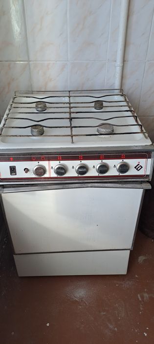 Газовая плита б у