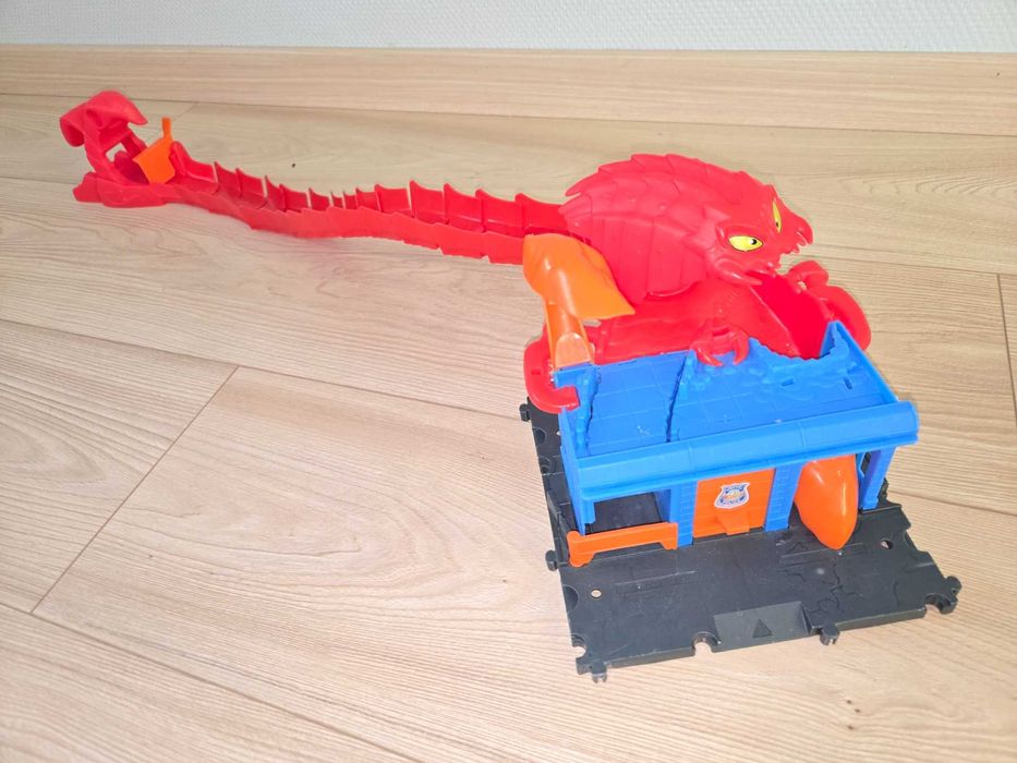 Hot Wheels / Хот Уилс Писта