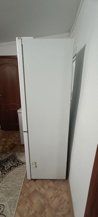 Холодильник LG жақсы күйде