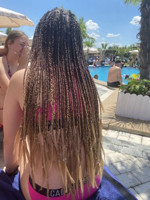 Execut codițe afro!