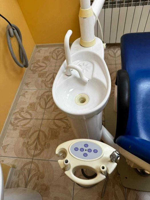 Продам стоматологическое кресло