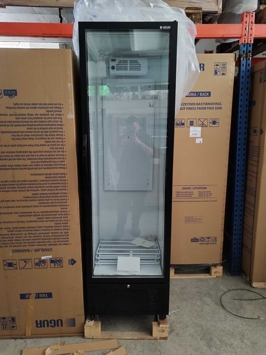 Хладилна витрина Ugur USS 420 DTK 595x680x2038