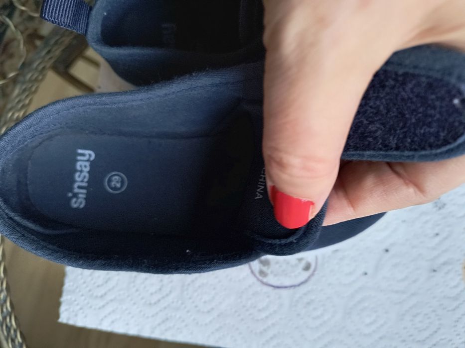 Гуменки/пантофки 29 и 30 номер, чехли за баня 30 номер