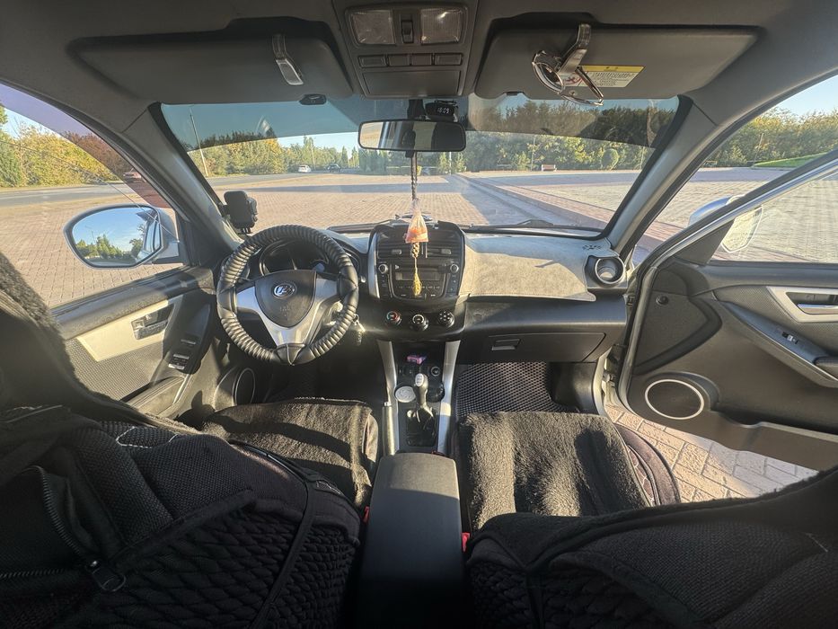 Продам машину LIFAN X60