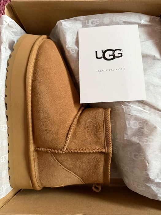 ugg mini maro 39