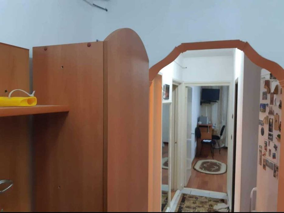 Persoana Fizica vand apartament cu 2 camere-Bârlad
