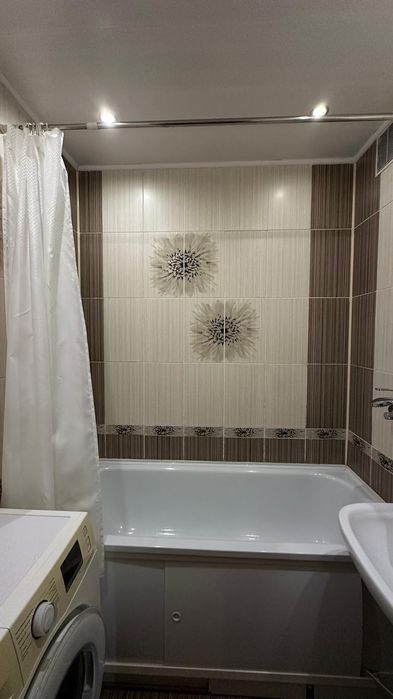 Продам 3ком квартиру 19 мкрн.