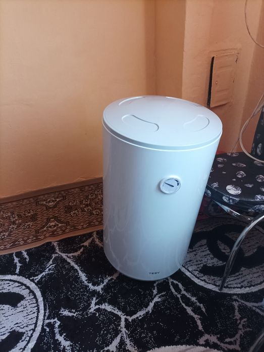 vînd  boilăr electric