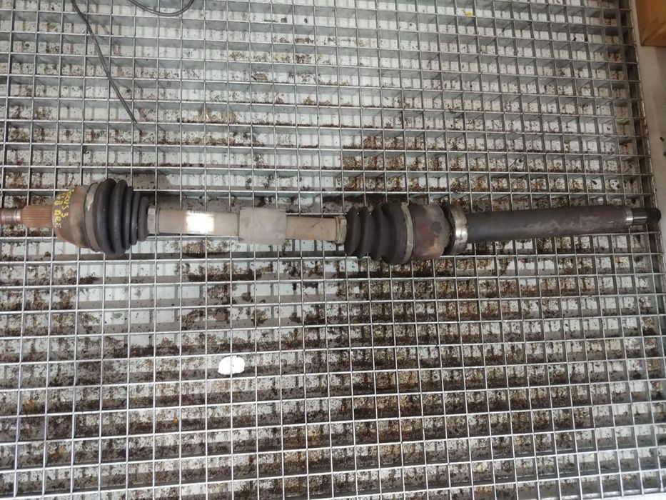 planetara dreapta fata 1.6b ford focus 3 av61-3b436-ae