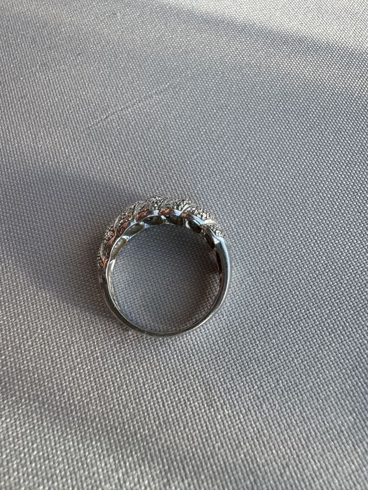 Inel din argint si diamant