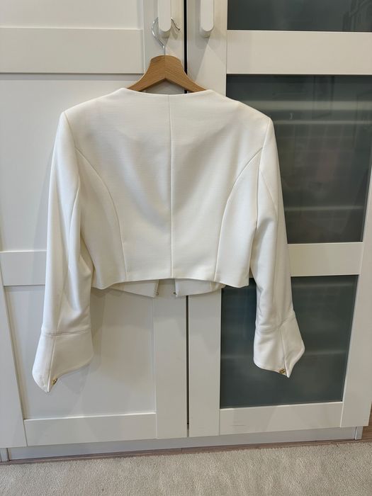 Нов костюм пола и сако на Bellis