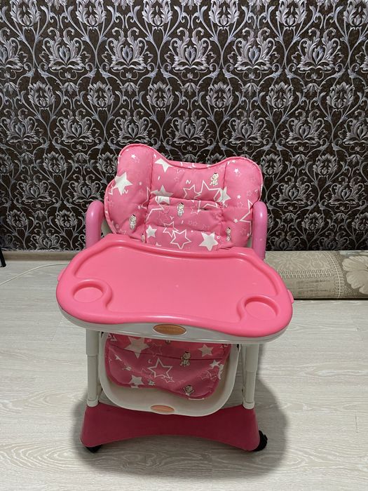 Детский стол для кормление