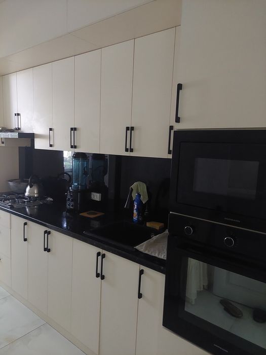 Квартира продаётся в центре.