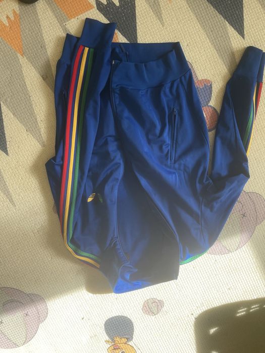 Оригинални мъжки спортни горнища!!!