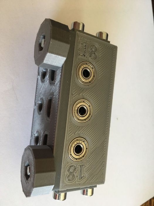 Sablon mobila din plastic dur forma U pt ericsoane gauri de 5/7mm