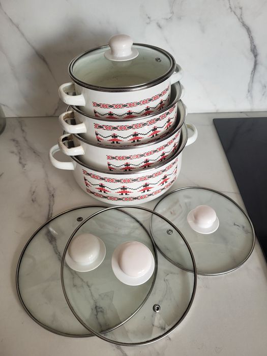 Set 4 cratite cu cap fiecare motive traditionale romanesti
