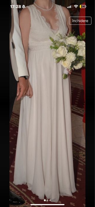 Rochie de mireasa superba