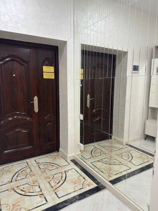 Продаётся 3-ком квартира: Golden House 88м в Шайхонтохурском районе