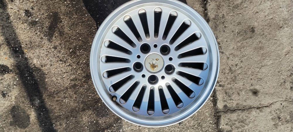Vând set jante de  aliaj pentru BMW R16